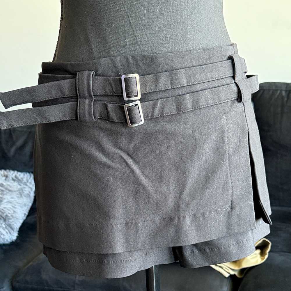 Forever 21 Charcoal Women's Skorts with Double Buckle
